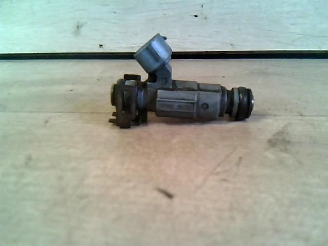 bontott HYUNDAI SANTA FÉ Porlasztó (1 db)