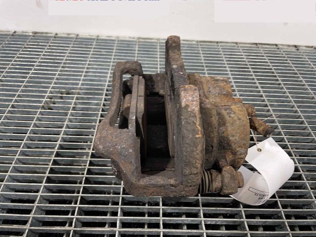 bontott HYUNDAI SANTA FÉ Bal első Féknyereg Munkahengerrel