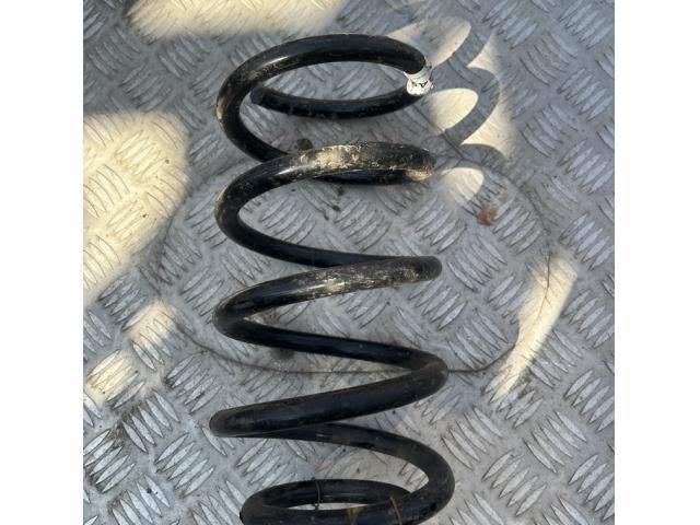 bontott HYUNDAI SANTA FÉ Hátsó Rugó