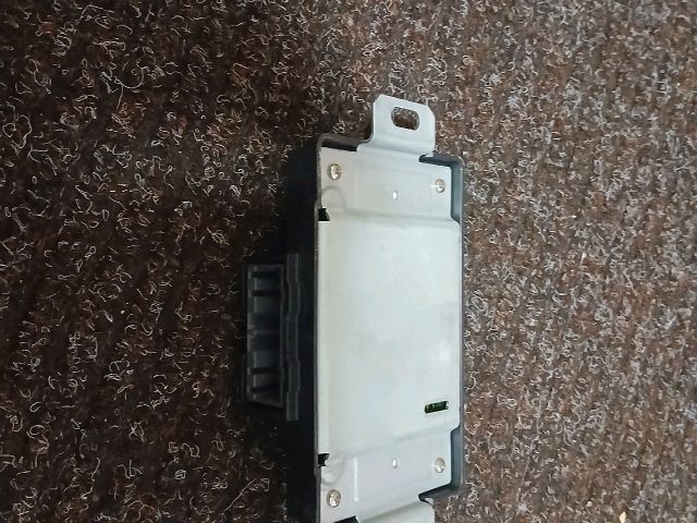 bontott HYUNDAI SANTA FÉ Osztómű Vezérlő Modul