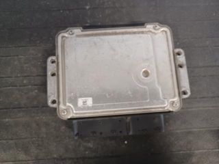 bontott HYUNDAI SANTA FÉ Motorvezérlő