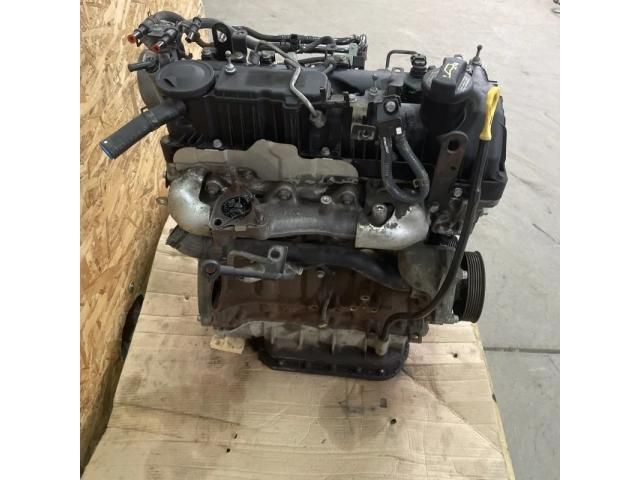 bontott HYUNDAI SANTA FÉ Komplett Motor (Segédberendezésekkel)