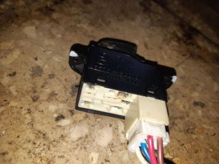 bontott HYUNDAI SANTA FÉ Ablakemelő Kapcsoló (Pozíciófüggetlen)