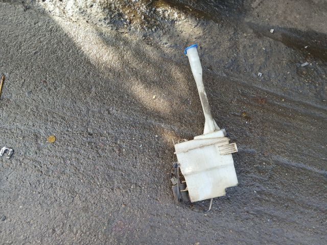 bontott HYUNDAI SANTA FÉ Ablakmosó Tartály