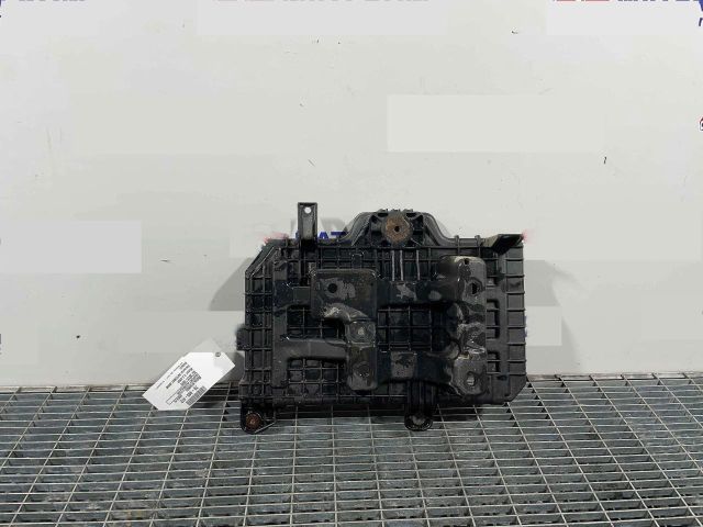 bontott HYUNDAI SANTA FÉ Akkumulátor Tartó