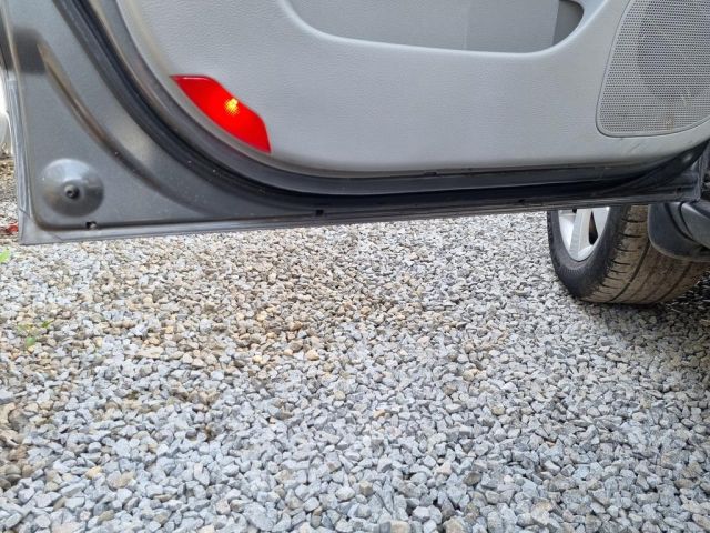 bontott HYUNDAI SANTA FÉ Bal első Ajtó (Üres lemez)