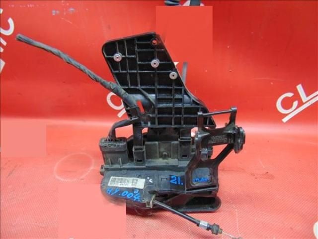 bontott HYUNDAI SANTA FÉ Bal első Ajtózár