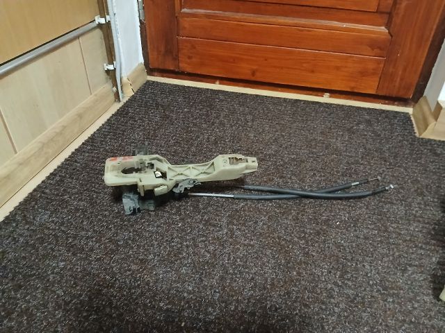 bontott HYUNDAI SANTA FÉ Bal első Ajtózár