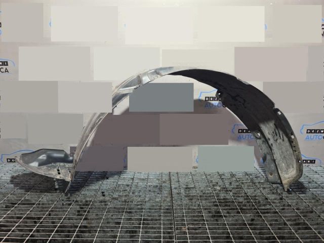 bontott HYUNDAI SANTA FÉ Bal első Dobbetét (Kerékjárati, Műanyag)