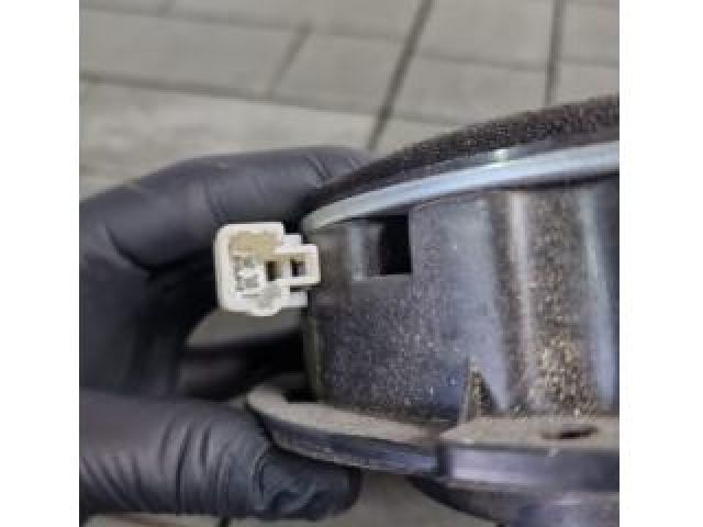 bontott HYUNDAI SANTA FÉ Bal első Hangszóró