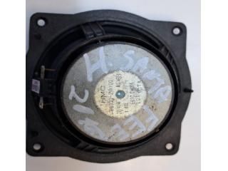 bontott HYUNDAI SANTA FÉ Bal első Hangszóró