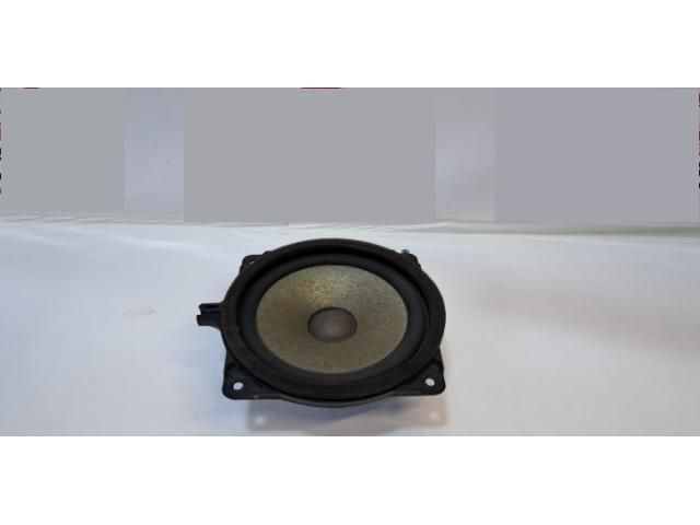 bontott HYUNDAI SANTA FÉ Bal első Hangszóró