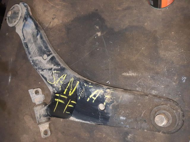 bontott HYUNDAI SANTA FÉ Bal első Lengőkar