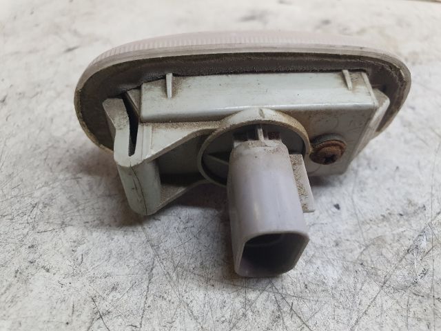 bontott HYUNDAI SANTA FÉ Bal első Sárvédő Irányjelző