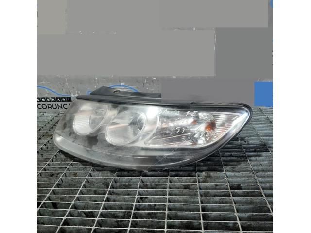 bontott HYUNDAI SANTA FÉ Bal Fényszóró