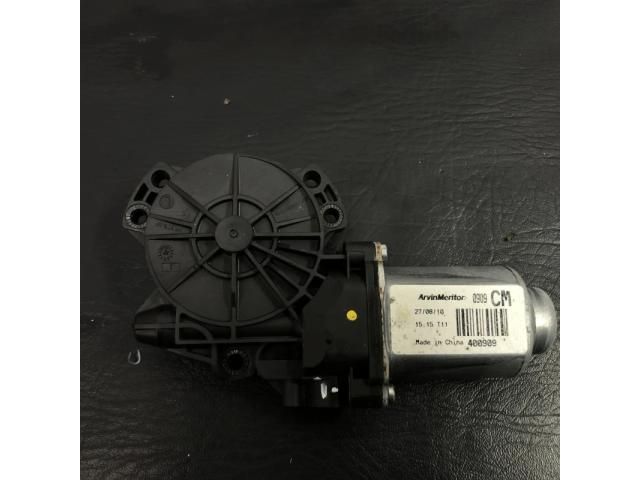 bontott HYUNDAI SANTA FÉ Bal hátsó Ablakemelő Motor