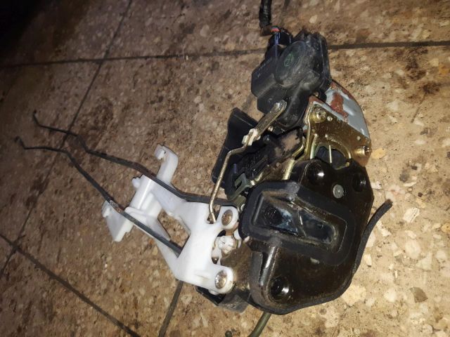 bontott HYUNDAI SANTA FÉ Bal hátsó Ajtózár