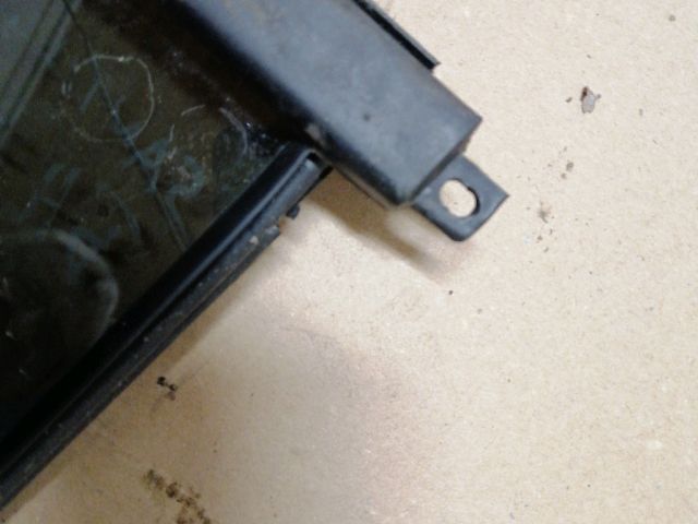 bontott HYUNDAI SANTA FÉ Bal hátsó Fixüveg (Ajtóban)