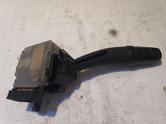 bontott HYUNDAI SANTA FÉ Bal Kormánykapcsoló Irányjelző