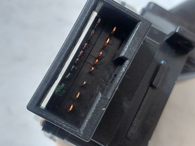 bontott HYUNDAI SANTA FÉ Bal Kormánykapcsoló Irányjelző