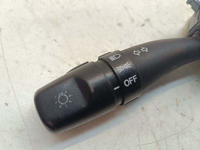 bontott HYUNDAI SANTA FÉ Bal Kormánykapcsoló Irányjelző