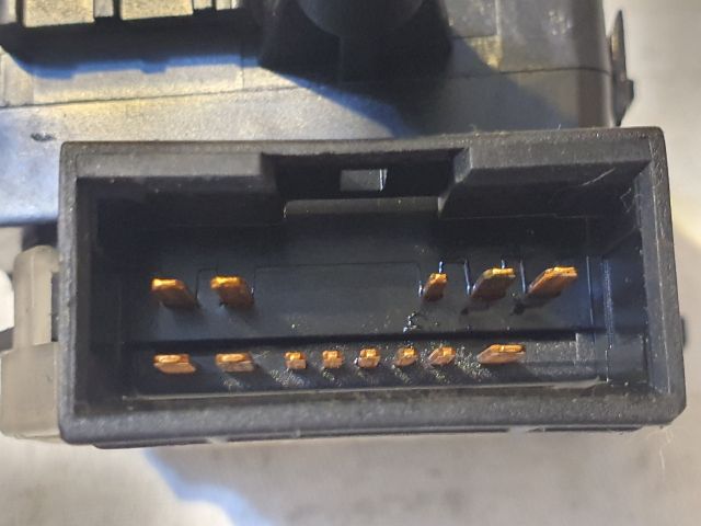 bontott HYUNDAI SANTA FÉ Bal Kormánykapcsoló Irányjelző