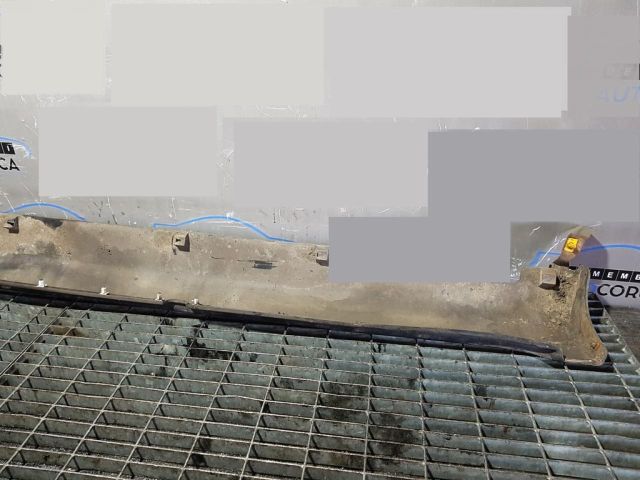 bontott HYUNDAI SANTA FÉ Bal Küszöb