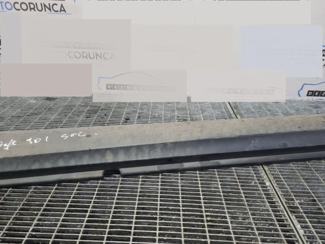 bontott HYUNDAI SANTA FÉ Bal Küszöb