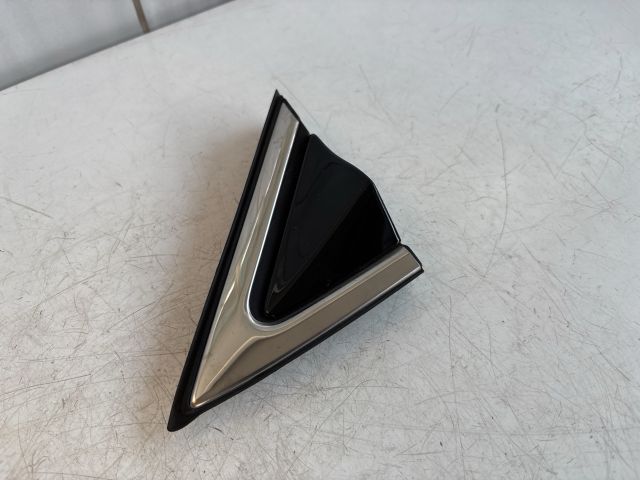 bontott HYUNDAI SANTA FÉ Bal Sárvédő Csavar Burkolat