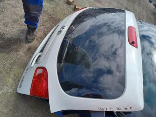 bontott HYUNDAI SANTA FÉ Csomagtérajtó (Üres lemez)