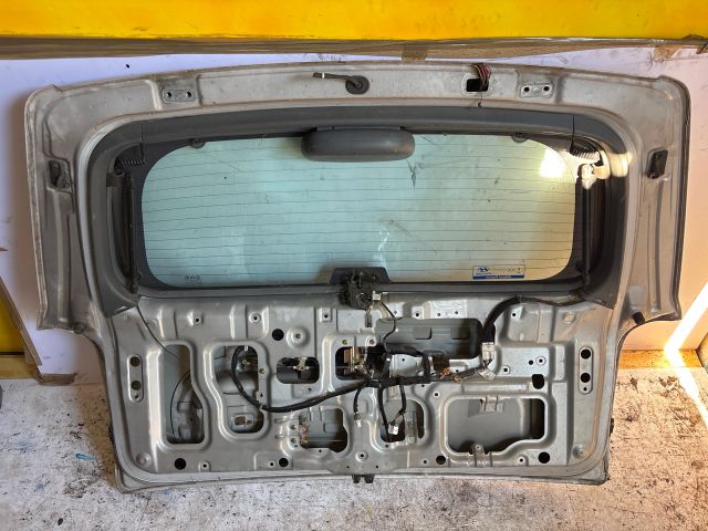 bontott HYUNDAI SANTA FÉ Csomagtérajtó (Üres lemez)