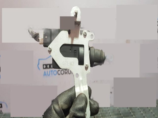 bontott HYUNDAI SANTA FÉ Csomagtérajtó Zárszerkezet