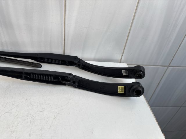 bontott HYUNDAI SANTA FÉ Első Ablaktörlő Kar