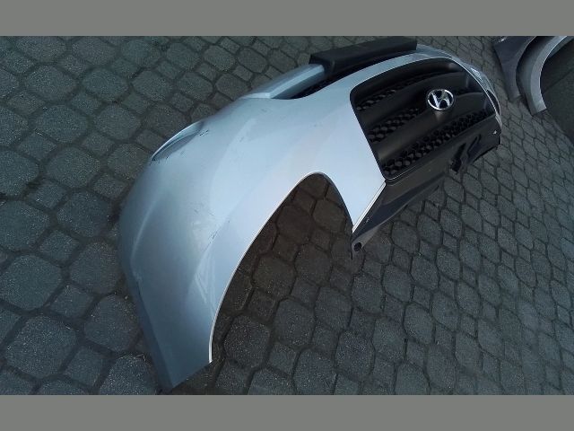bontott HYUNDAI SANTA FÉ Első Lökhárító (Részeivel)
