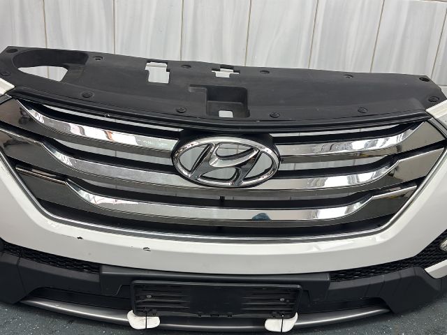 bontott HYUNDAI SANTA FÉ Első Lökhárító (Részeivel)