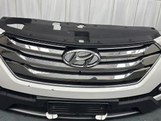 bontott HYUNDAI SANTA FÉ Első Lökhárító (Részeivel)