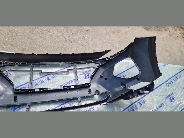 bontott HYUNDAI SANTA FÉ Első Lökhárító (Üresen)