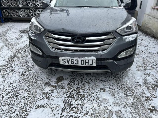 bontott HYUNDAI SANTA FÉ Első Lökhárító (Üresen)