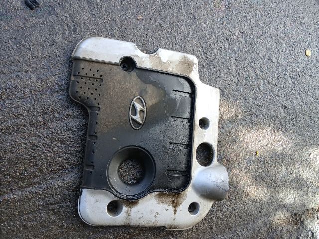 bontott HYUNDAI SANTA FÉ Felső Hűtőburkolat