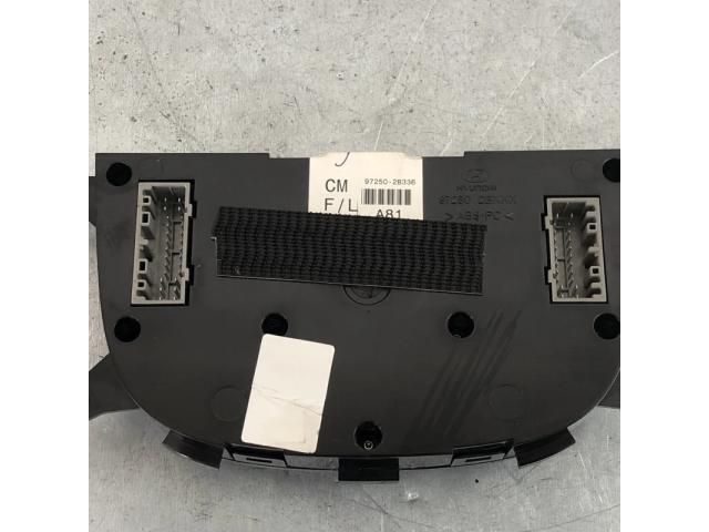 bontott HYUNDAI SANTA FÉ Fűtéskapcsoló (digit klímás)