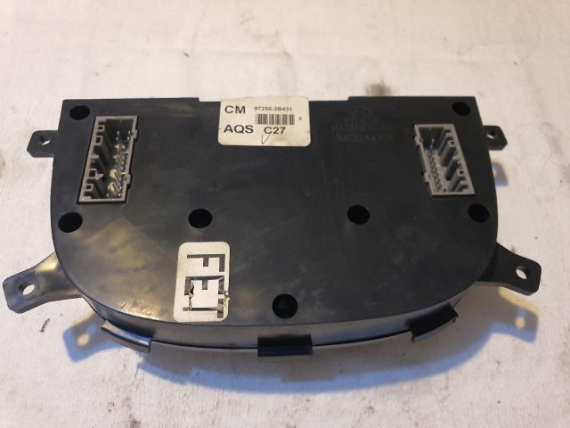 bontott HYUNDAI SANTA FÉ Fűtéskapcsoló (digit klímás)