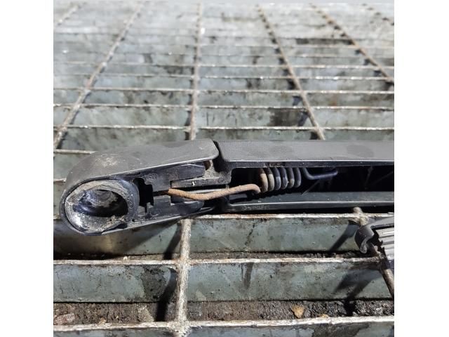 bontott HYUNDAI SANTA FÉ Hátsó Ablaktörlő Kar