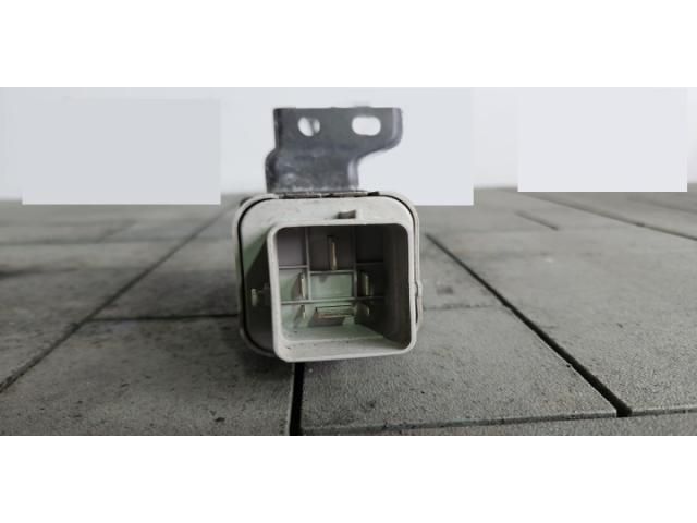 bontott HYUNDAI SANTA FÉ Izzító Relé