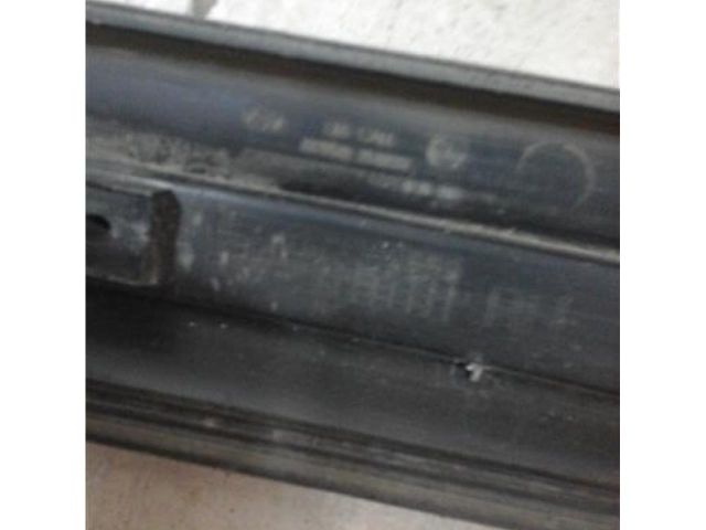 bontott HYUNDAI SANTA FÉ Jobb első Ajtó Díszléc