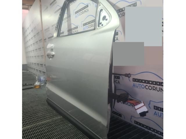 bontott HYUNDAI SANTA FÉ Jobb első Ajtó (Üres lemez)