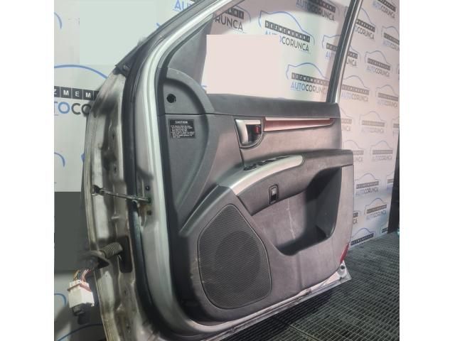 bontott HYUNDAI SANTA FÉ Jobb első Ajtó (Üres lemez)