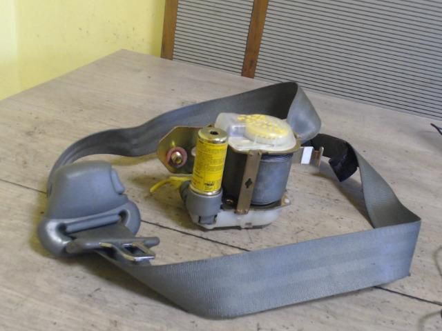 bontott HYUNDAI SANTA FÉ Jobb első Biztonsági Öv