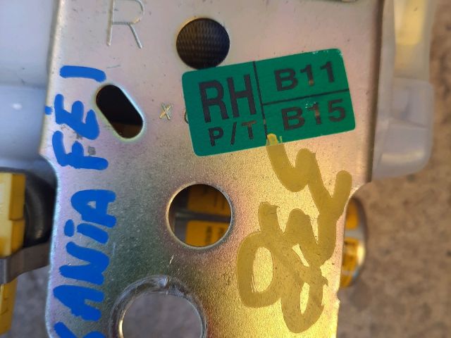 bontott HYUNDAI SANTA FÉ Jobb első Övfeszítő