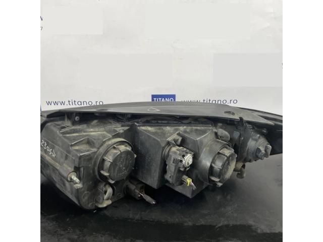 bontott HYUNDAI SANTA FÉ Jobb Fényszóró