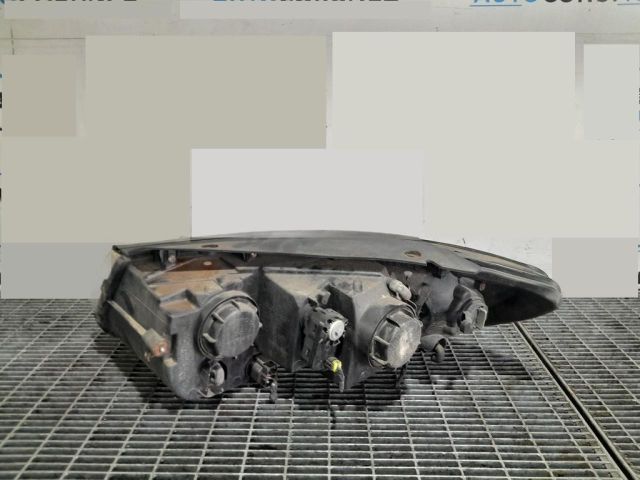 bontott HYUNDAI SANTA FÉ Jobb Fényszóró